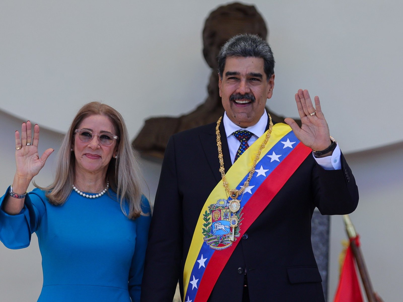 US sanctions more relatives, associates of Venezuelan President Maduro | Donald Trump News