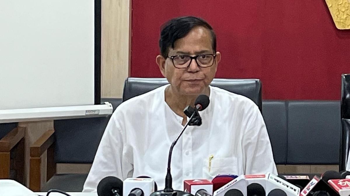 Congress decision to go solo wont impact Left Front’s prospect in WB Assembly polls: Md Salim