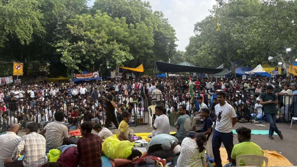 Jantar Mantar protest LIVE: Delhi High Court agrees to hear PIL seeking probe into Cockroach Janta Party protest