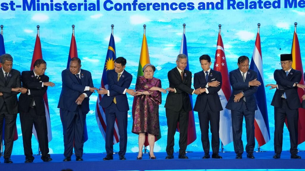 Philippine Foreign Secretary says ASEAN must work together | News