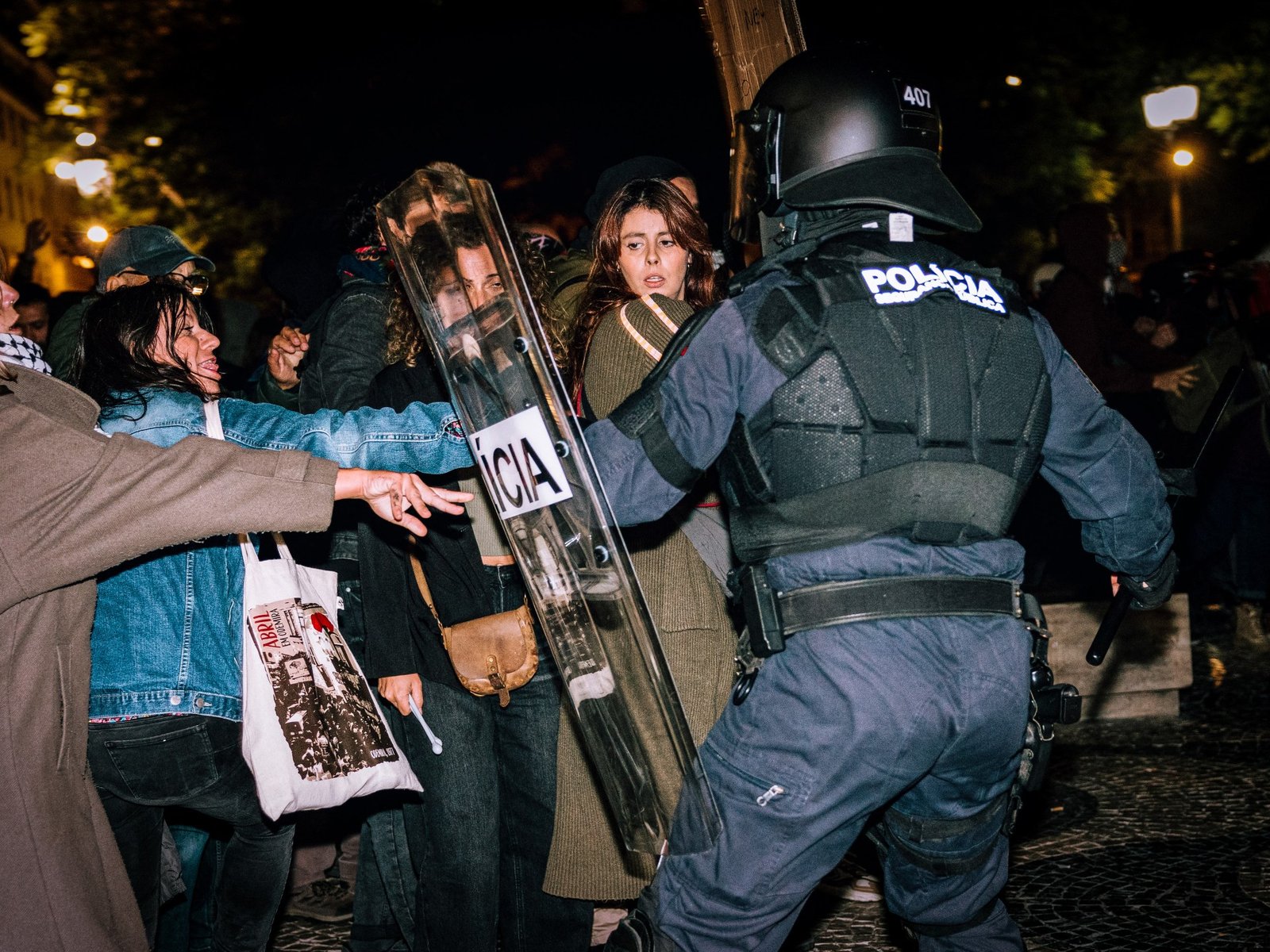 Portuguese police clear Lisbon housing protest camp, arrest 25 | Housing News